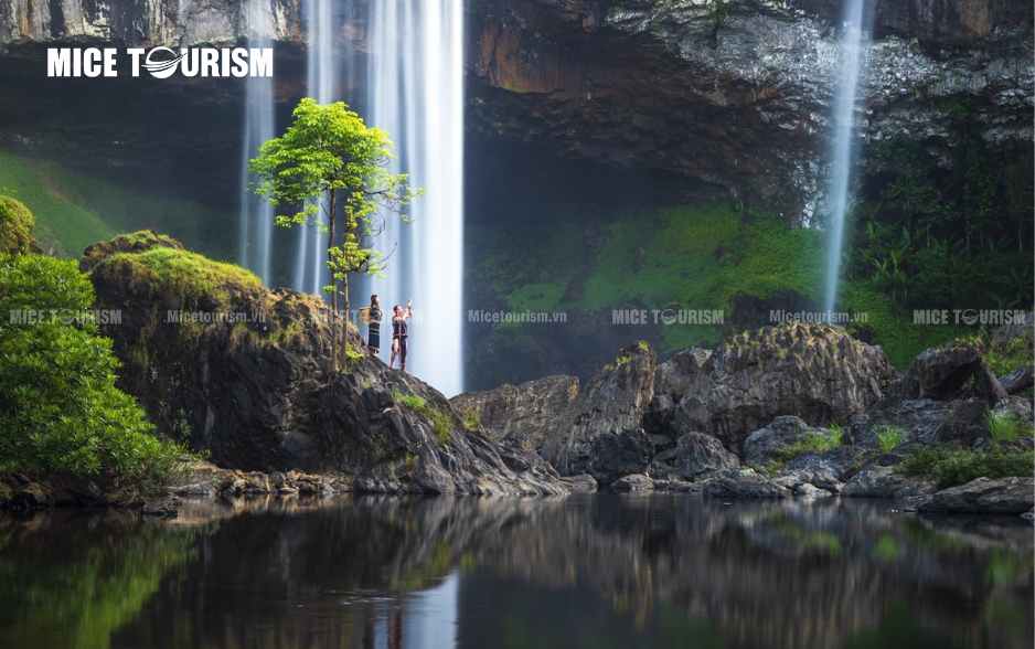 Thác Hang Én – Gia Lai